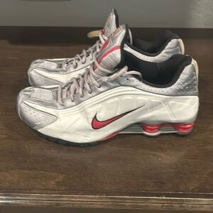 Men’s Nike Shox R4 - Size 12